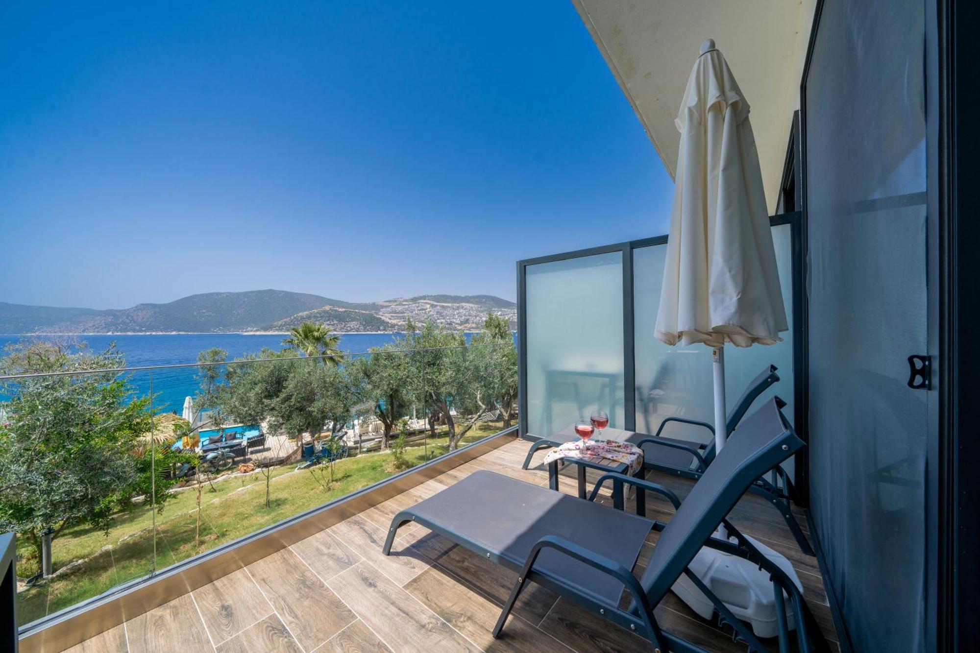 Kalkan Beach Park Hotel Каш Екстер'єр фото