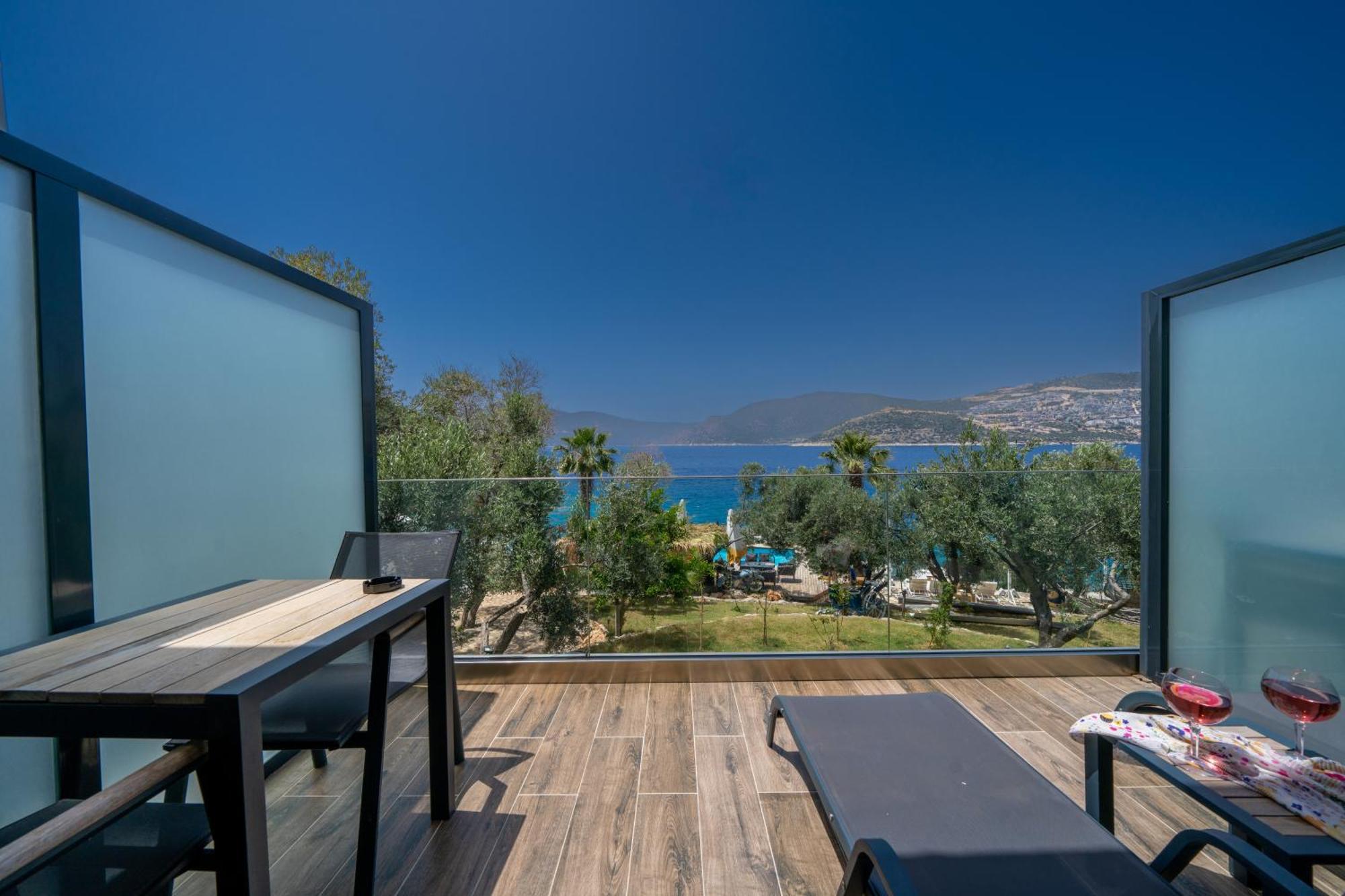 Kalkan Beach Park Hotel Каш Екстер'єр фото