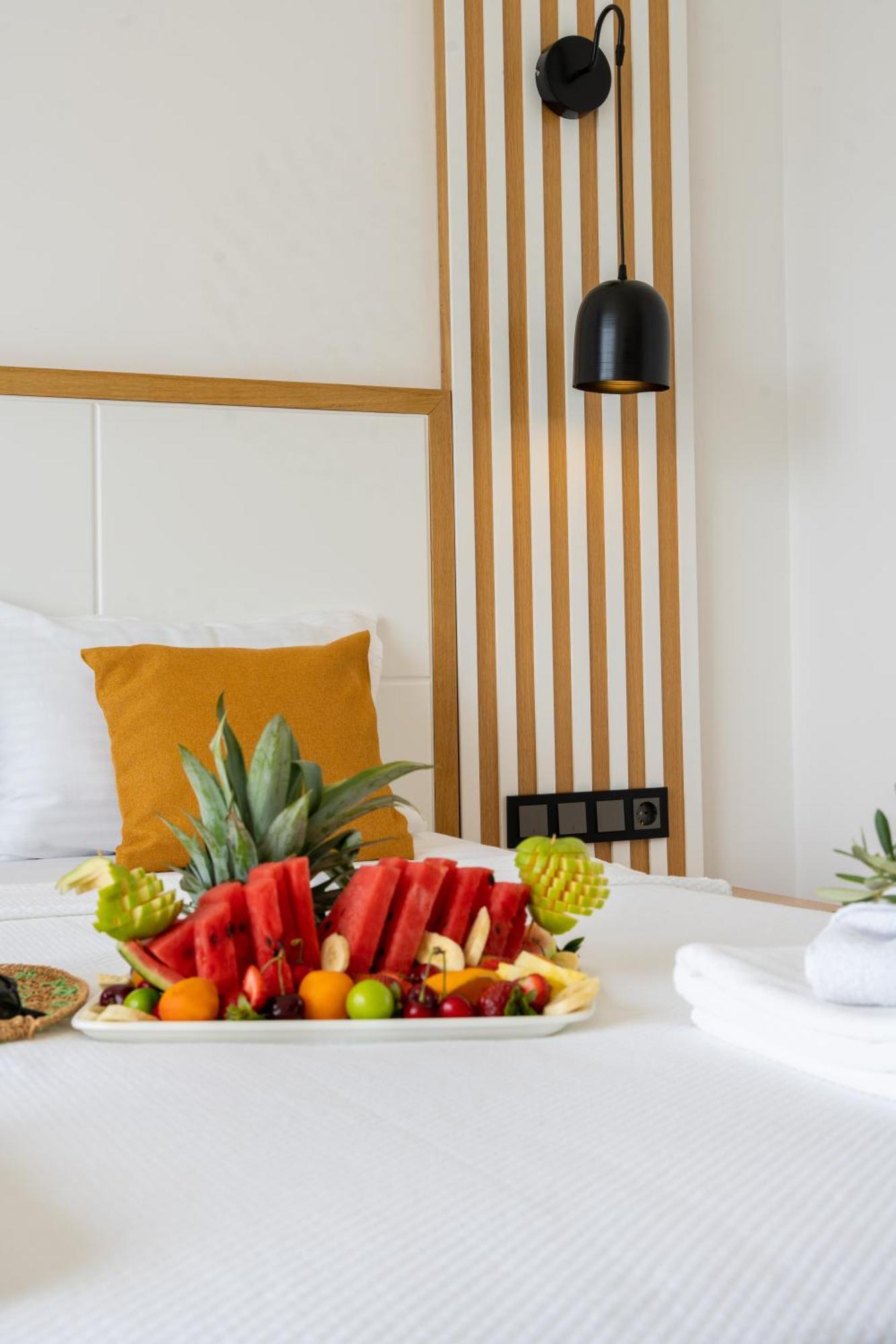 Kalkan Beach Park Hotel Каш Екстер'єр фото