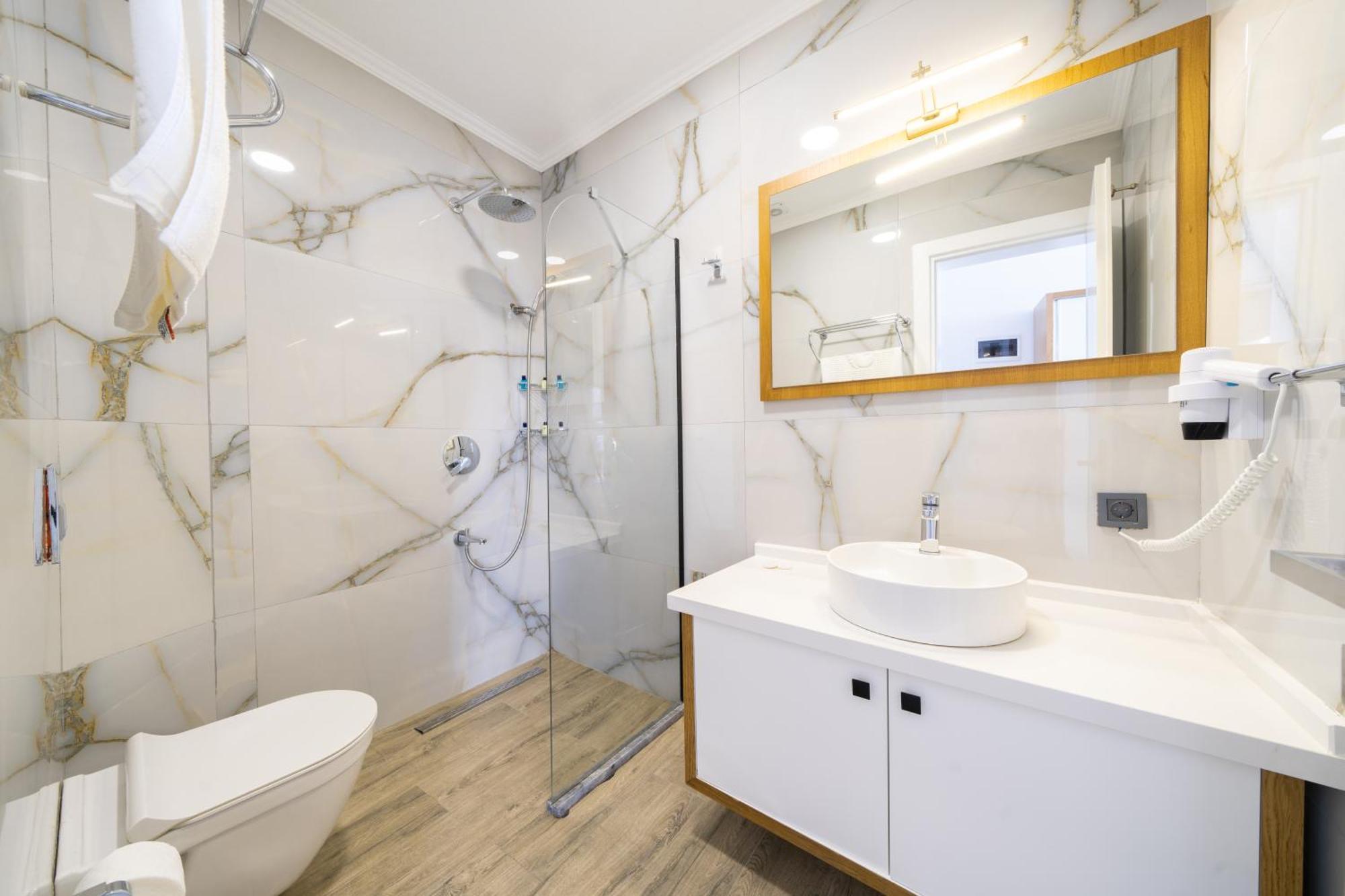 Kalkan Beach Park Hotel Каш Екстер'єр фото
